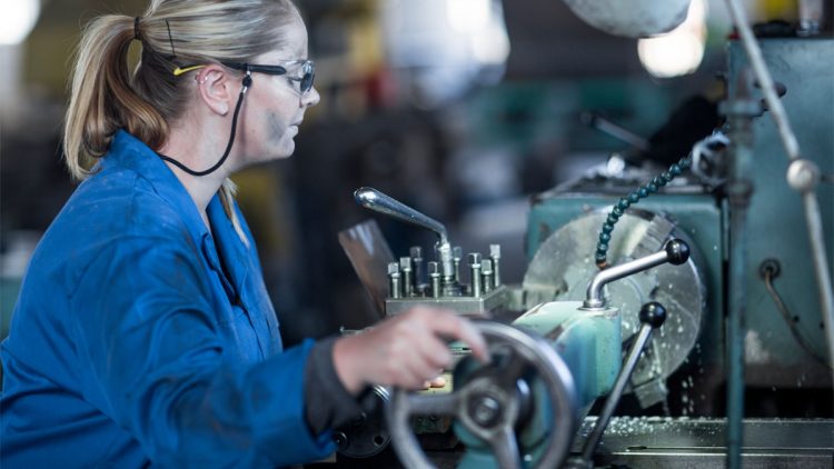 Pros and Cons Machinist